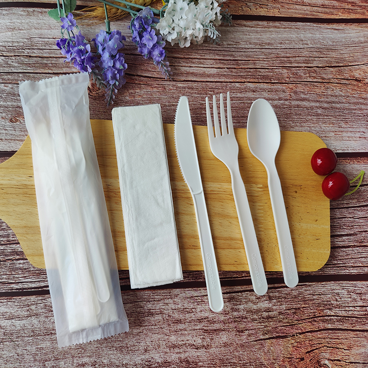 Greenworks 2022 HJ-PLA-09(CWN)7 inch biodegradable compostable CPLA Sturdy disposable cutlery Kit sets with eco friendly fork spoon and knife tableware set